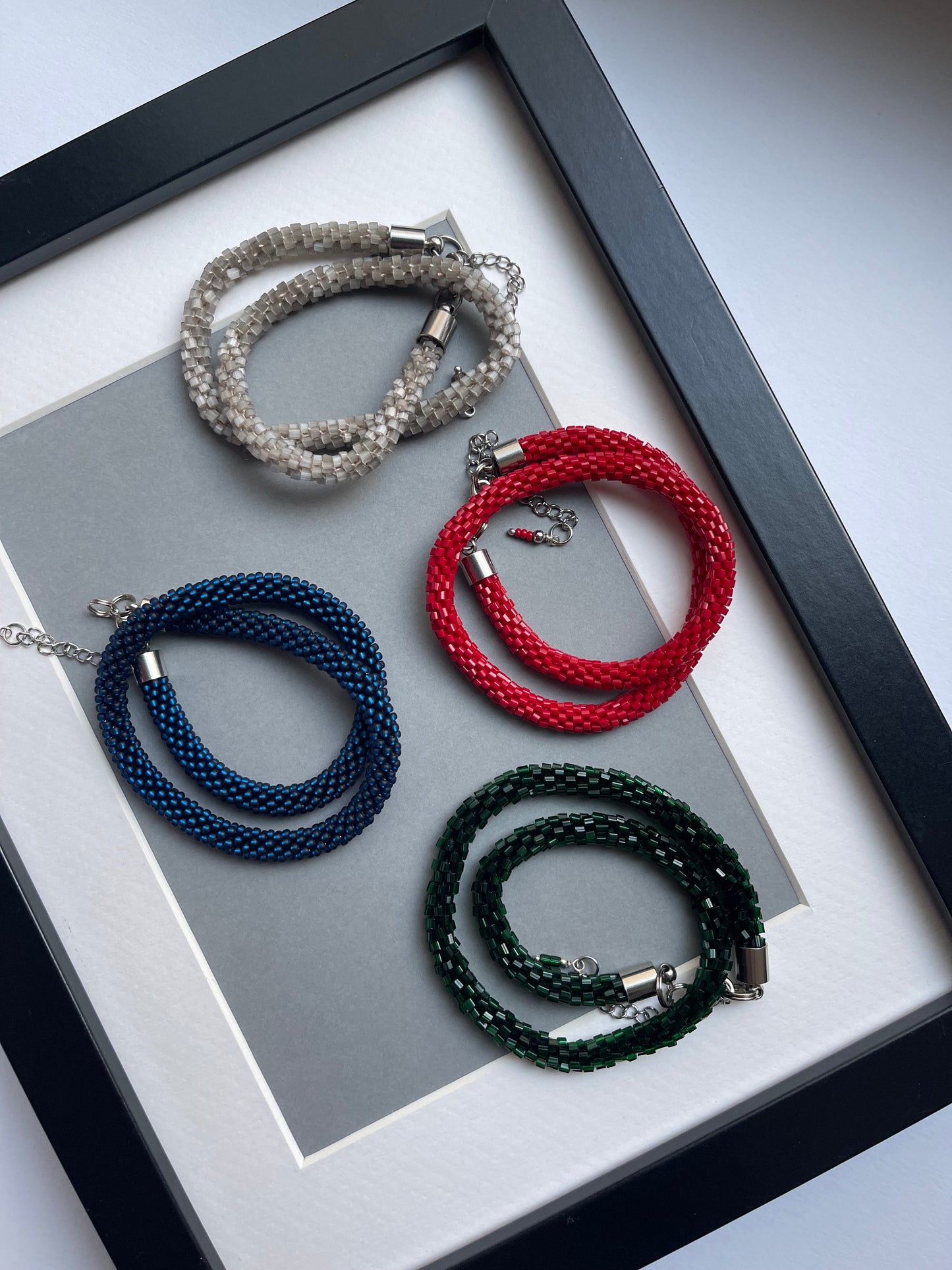 Choker that you can also wear as a bracelet