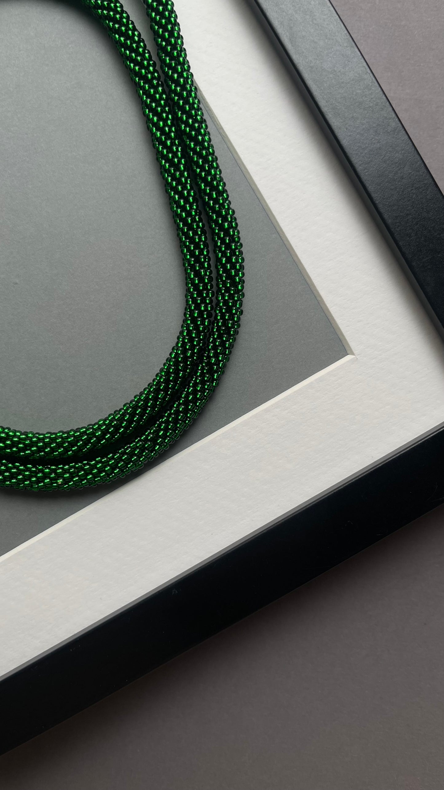 Emerald green double choker