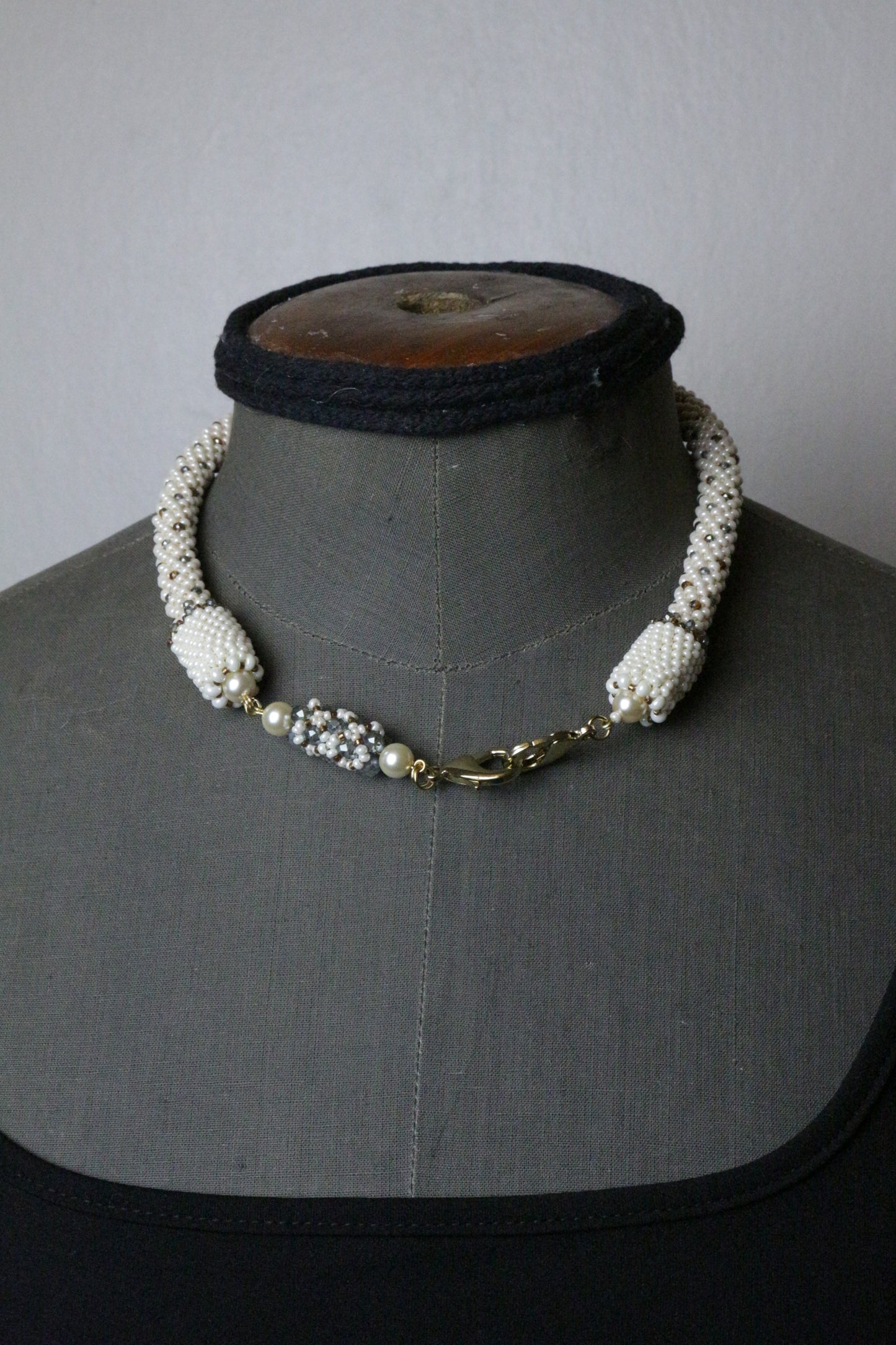 Beige Necklace with ribbon