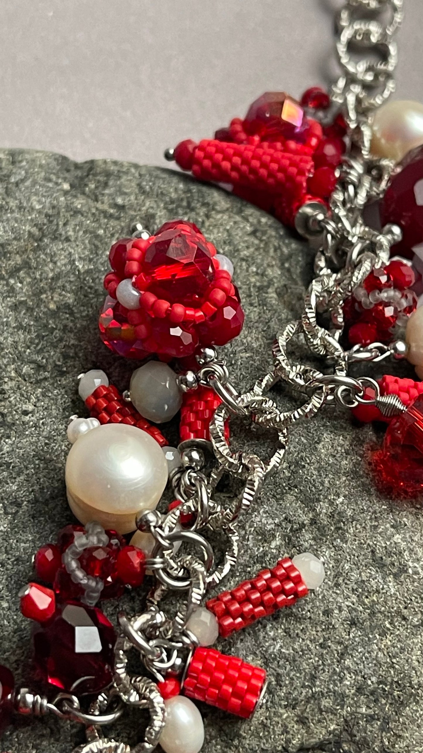 Red Pendant bracelet