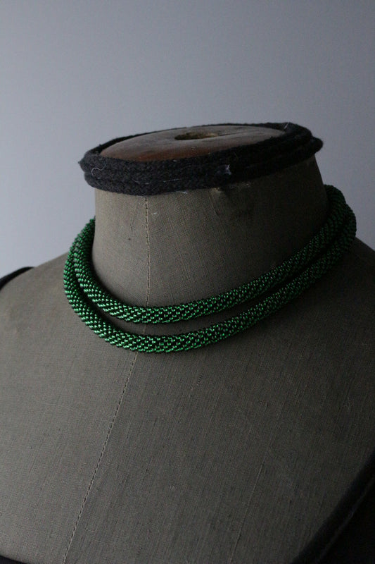Emerald green double choker