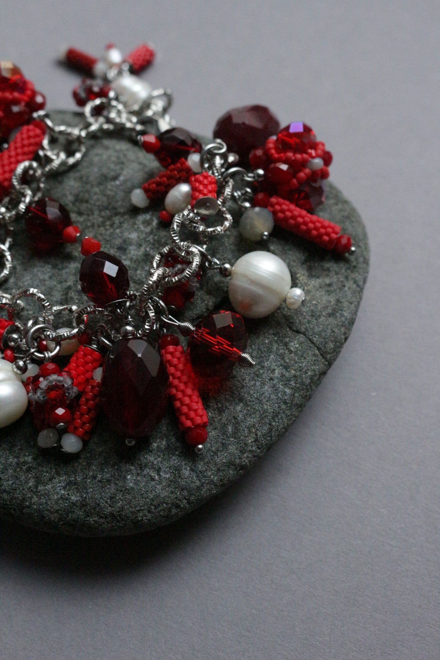 Red Pendant bracelet