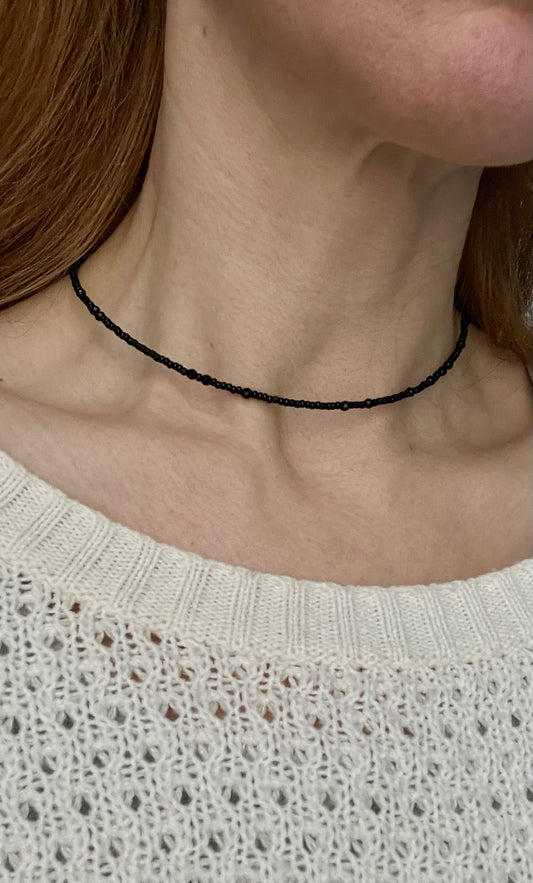 Black every day choker