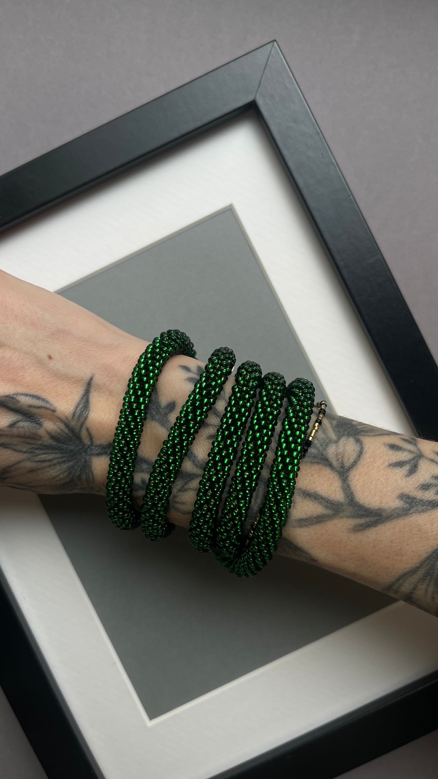 Emerald green double choker