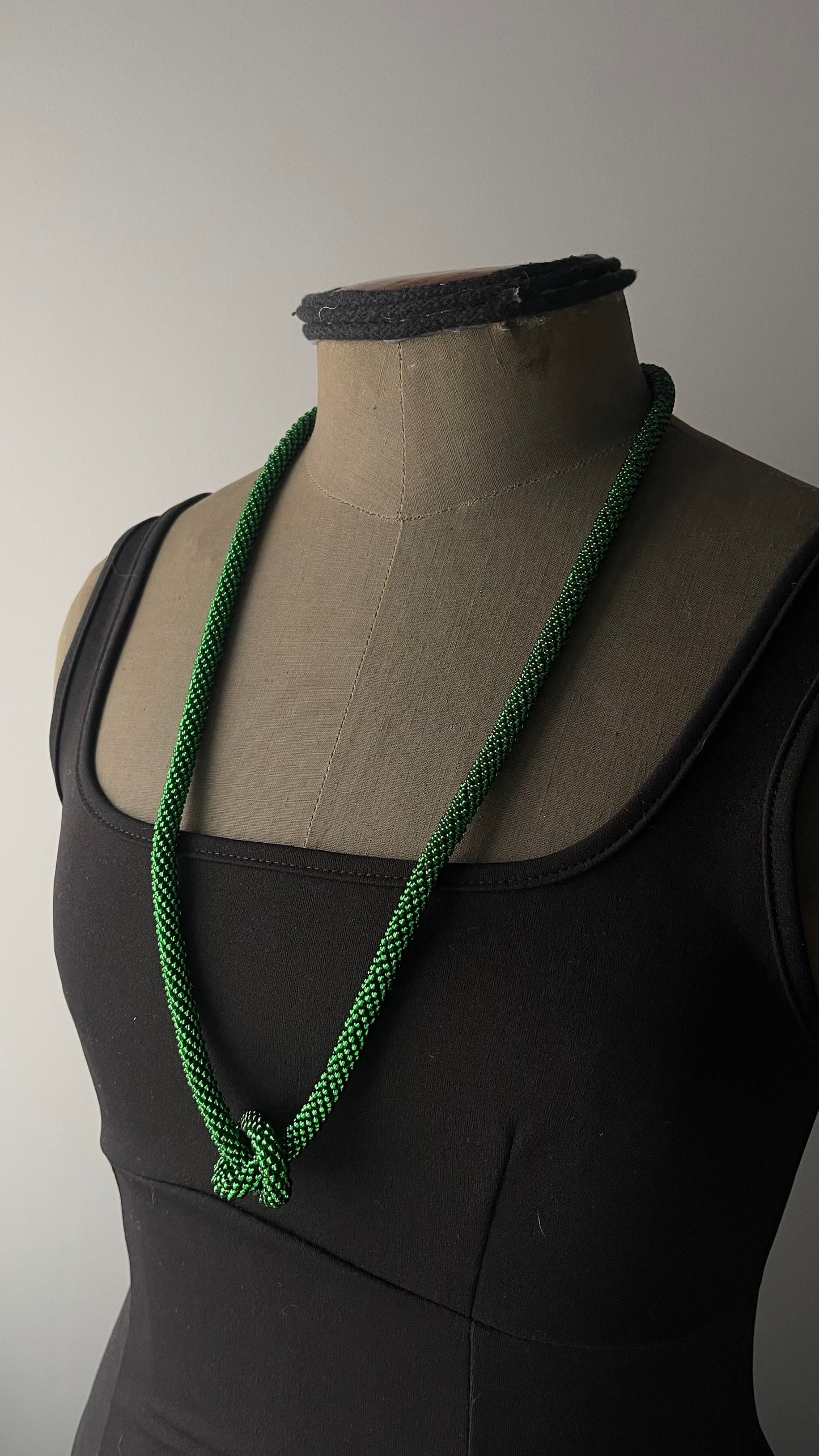 Emerald green double choker