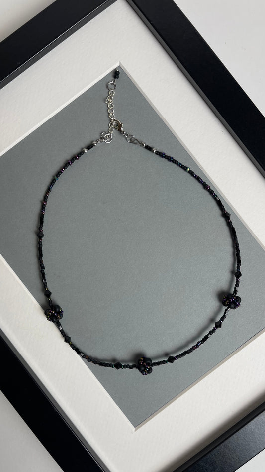 Choker with small beaded elements