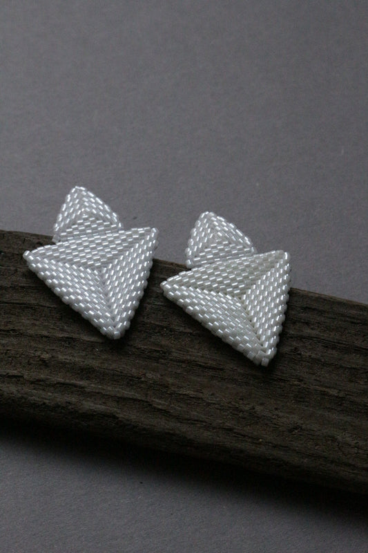 White shimmering Earrings