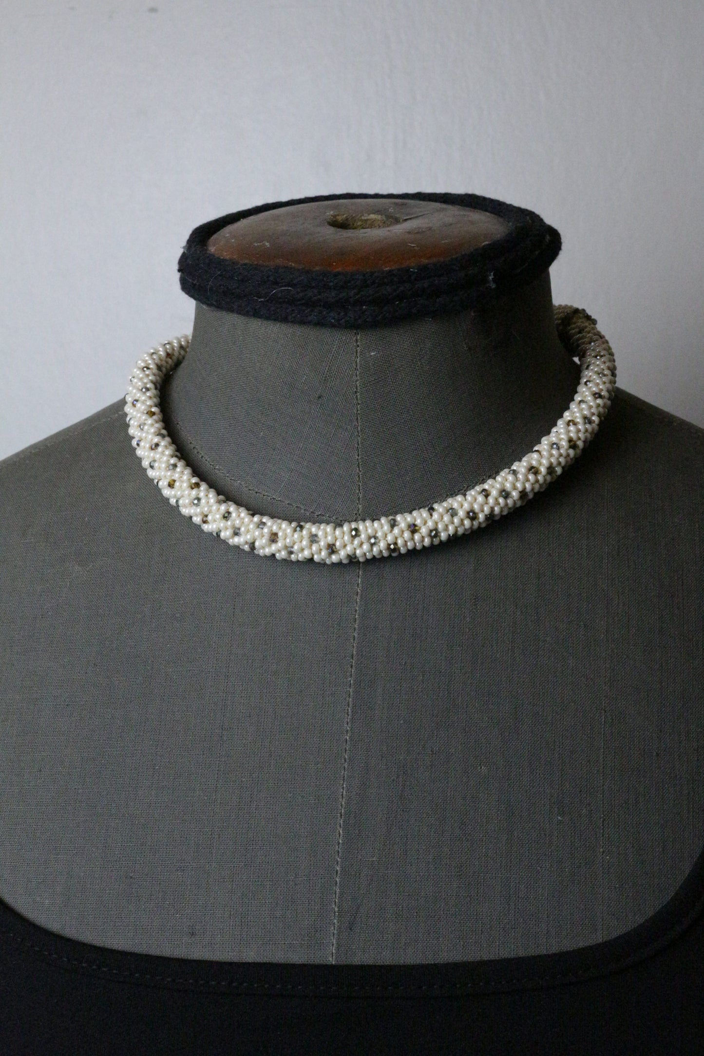 Beige Necklace with ribbon